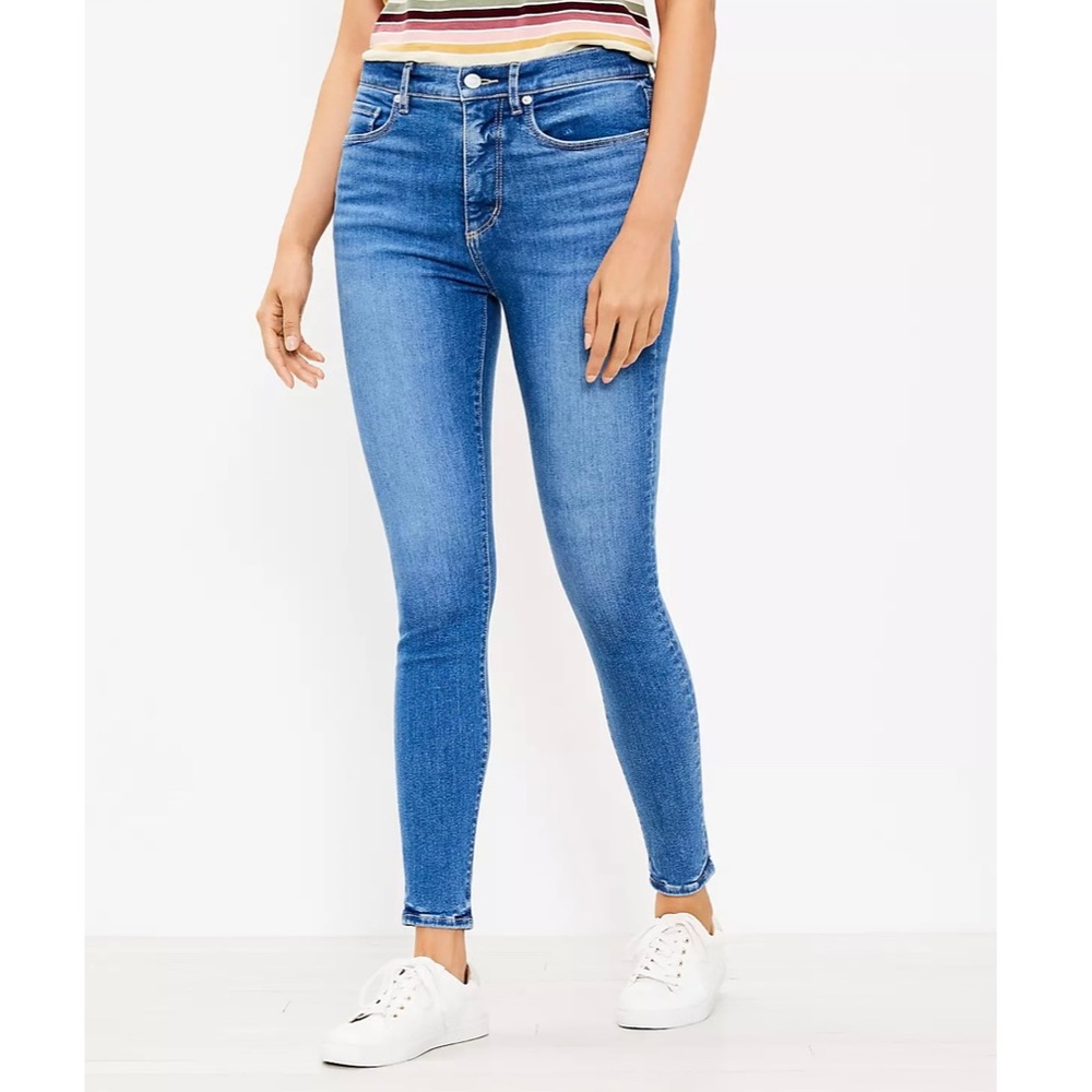 LOFT Petite High Rise Sculpt Jeggings In Light Indigo Wash